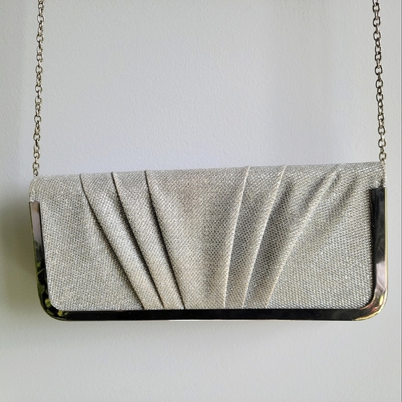 Call It Spring Silver Glitter Chain Purse/Clutch - Picture 2 of 6